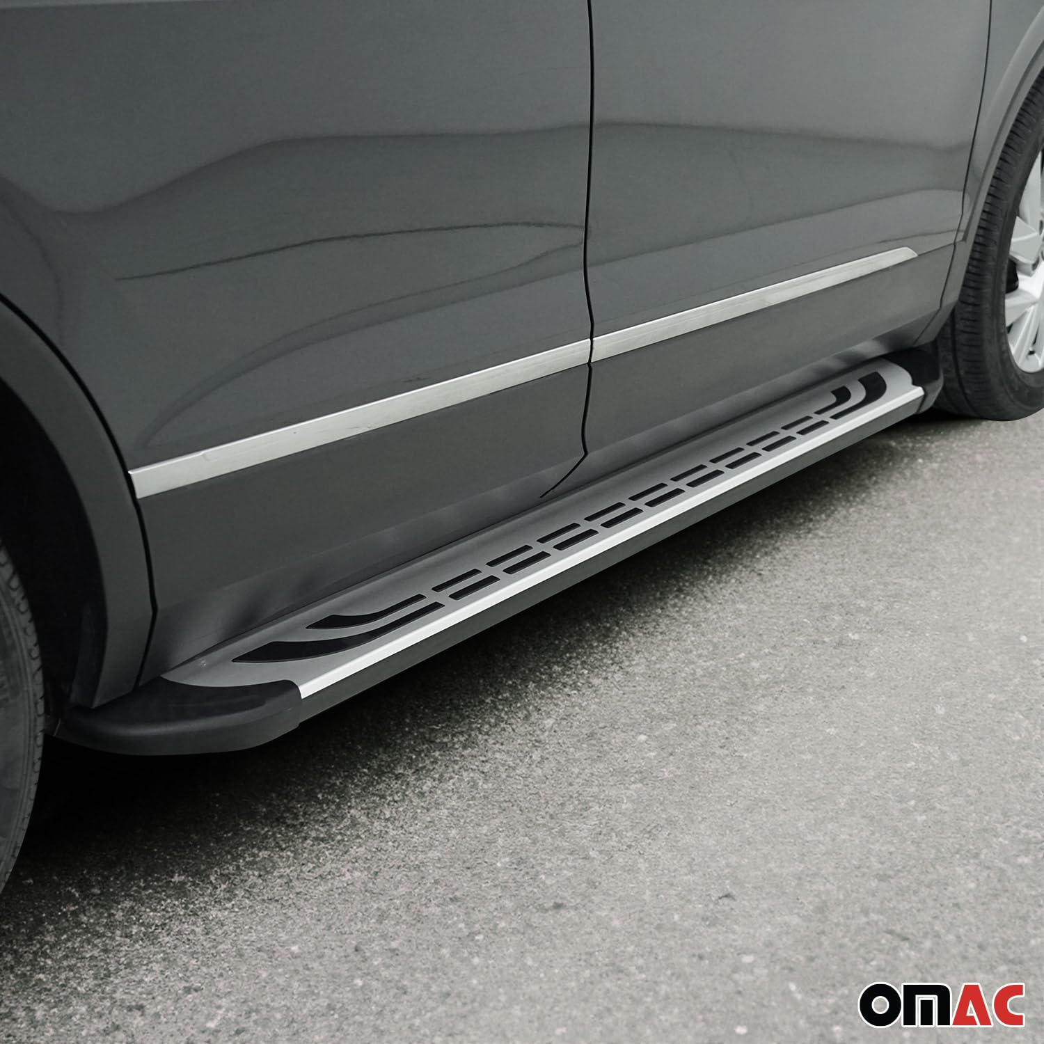 OMAC Trittbretter Seitenschweller Seitenbretter kompatibel mit VW Tiguan II 2016-2023 Schwarz-Silber Alu