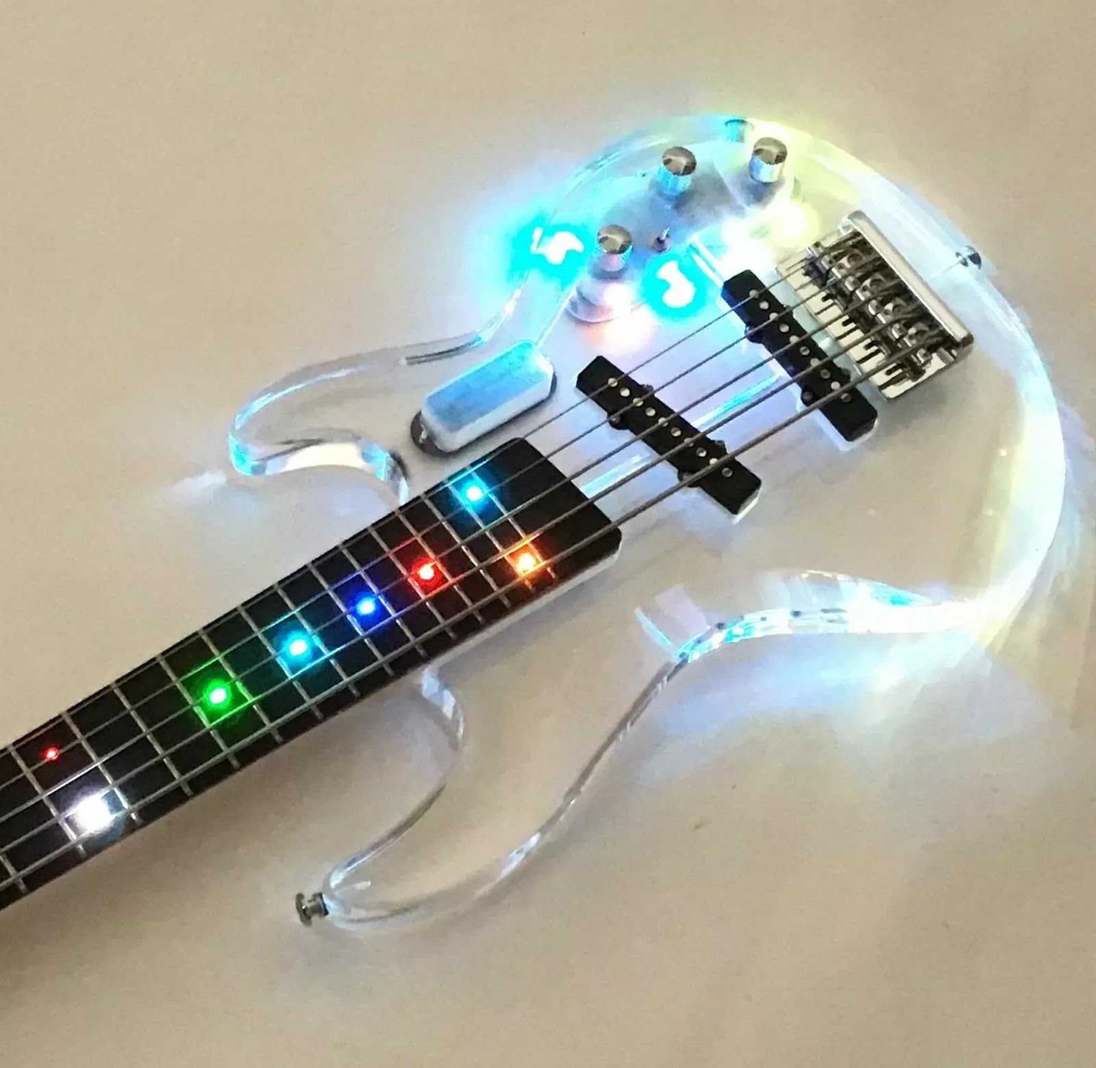 Amazon | LEDライト付き透明アクリルベース エレキギター