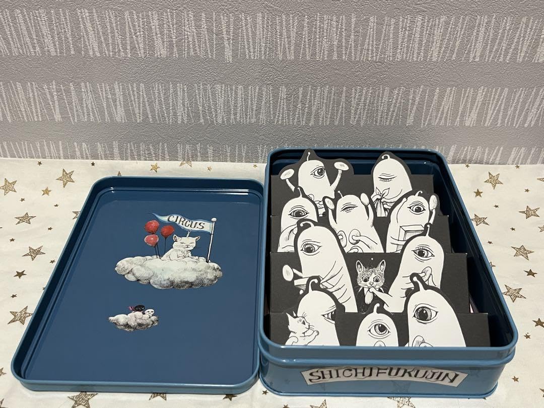 Amazon.co.jp: ヒグチユウコ 博多通りもん サーカス展 缶 : おもちゃ