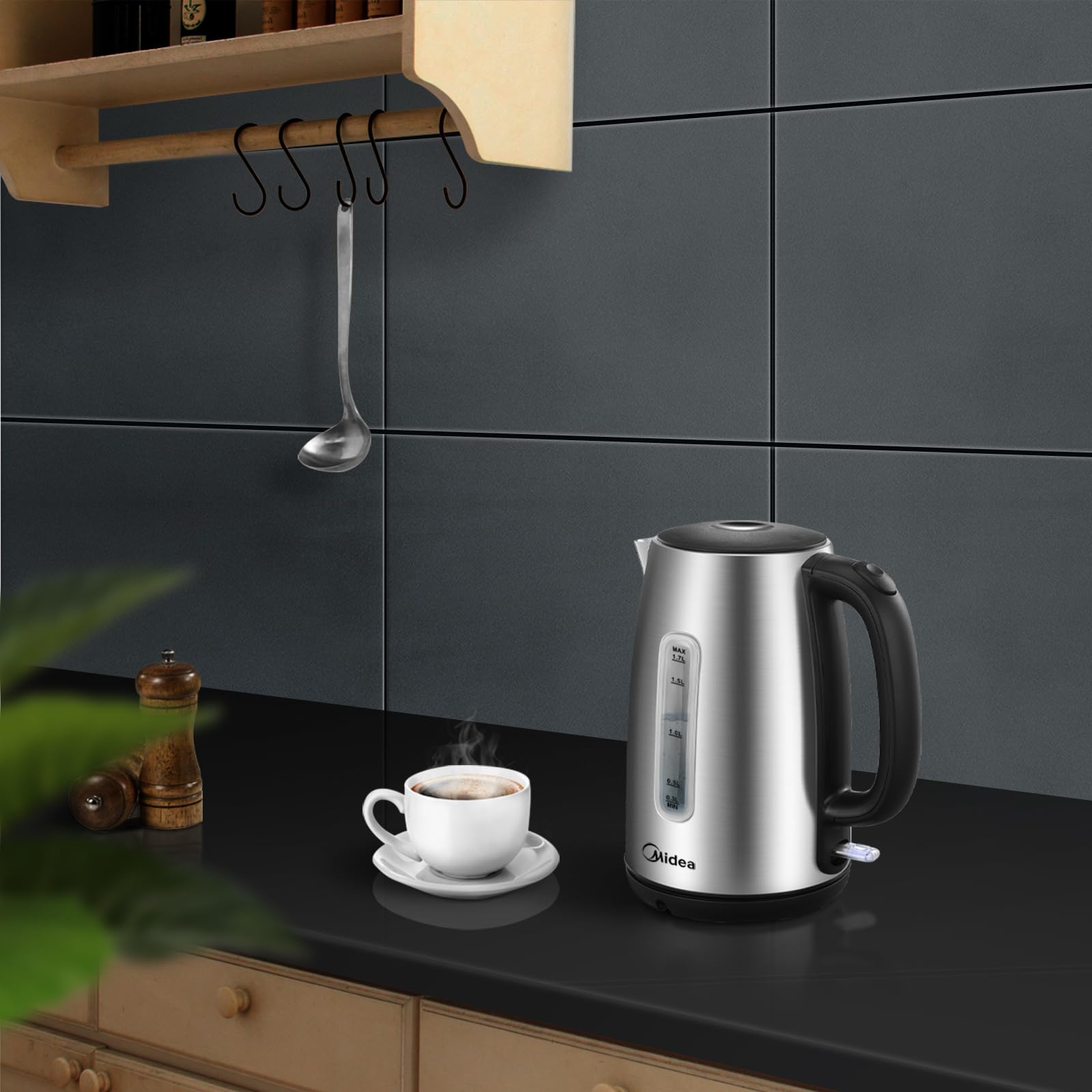Midea Bollitore Elettrico 1,7L, Acciaio Inox, Kettle senza BPA, 2200 W, Bollitore Acqua con indicatore del livello dell'acqua, indicatore LED, Base di rotazione a 360°
