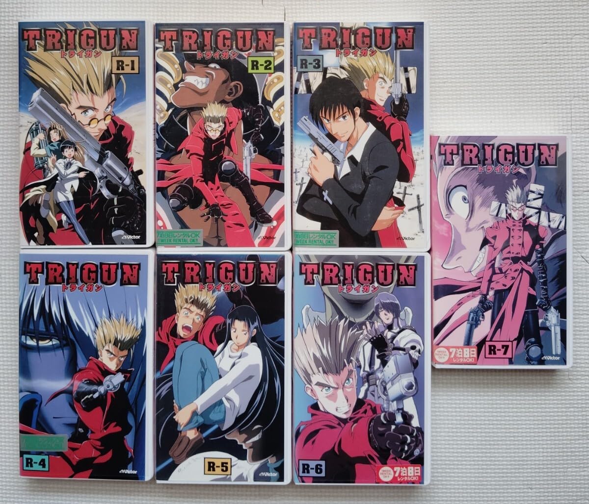 Amazon.co.jp: TRIGUN トライガン VHS ビデオ ビデオテープ 7巻セット