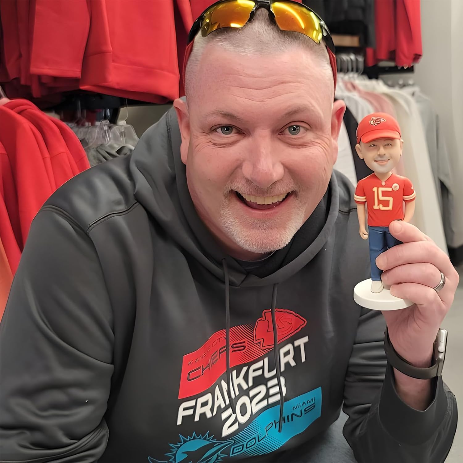 Custom Bobblehead, Business Sportsman Boss Suit Man, Custom Full Statue of Big Boss, Handmade Polymeric Clay, 100% Handmade Bobblehead Doll, Unique Gift for Family, Boss, Office Colleagues