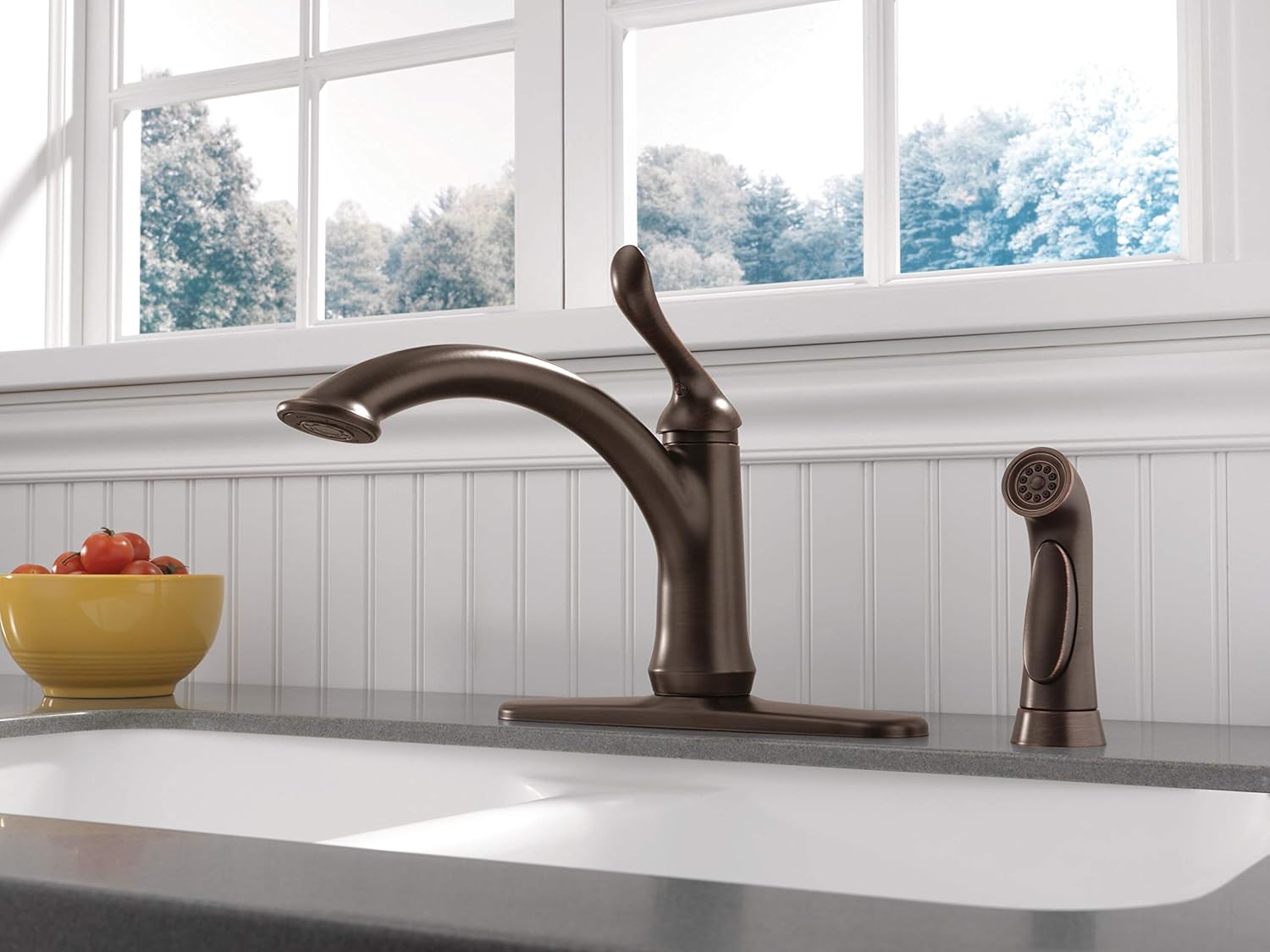 Delta Faucet Linden Single-Handle Kitchen Faucet with Side Sprayer, Oil Rubbed Bronze Kitchen Sink Faucet, Kitchen Faucet with Sprayer, Venetian Bronze 4453-RB-DST