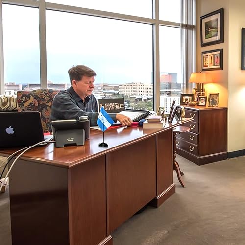 Miniatura 4 de Anley Juego de banderas de escritorio Honduras de lujo, bandera de escritorio HN HND miniatura de 6 x 4 pulgadas con poste sólido de 12 pulgadas,