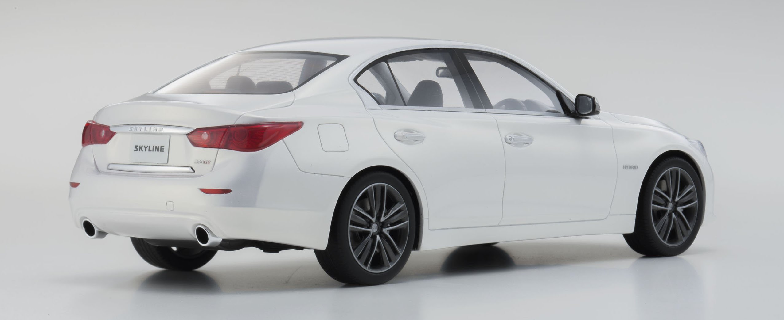 京商 1/18 日産 スカイライン 350GT Hybrid KSR18005W Kyosho KSR18005W Samurai Skyline 350GT Diecast Model Car, 1/18