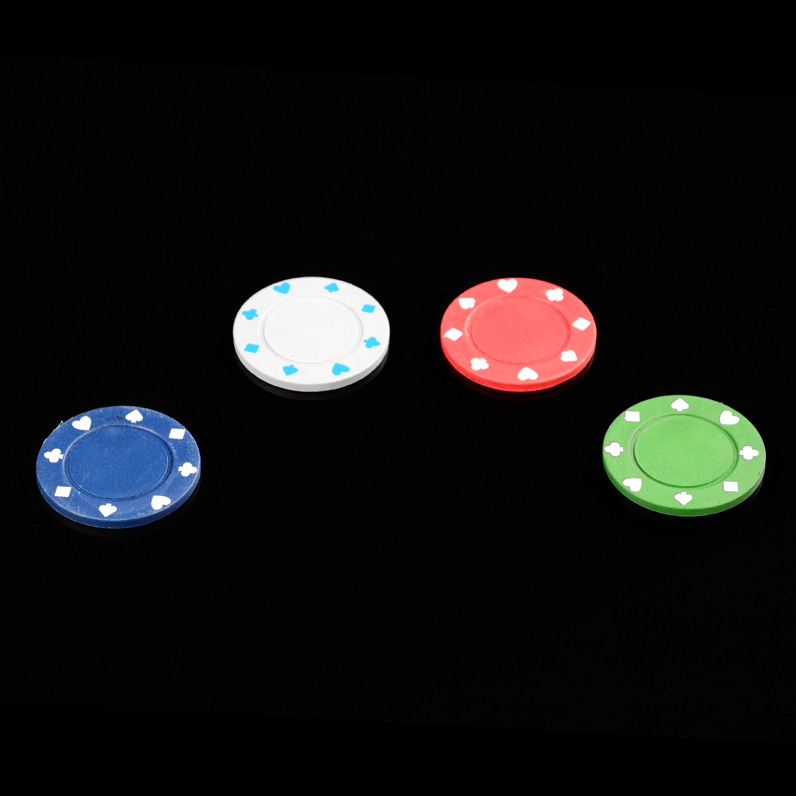 Nexos Trading Pokerkoffer Poker-Set mit 300 Poker-Chips im Alu Koffer mit 2 Schlüssel Silber inkl. 2 Kartendecks 1 Dealer Button 5 Würfel