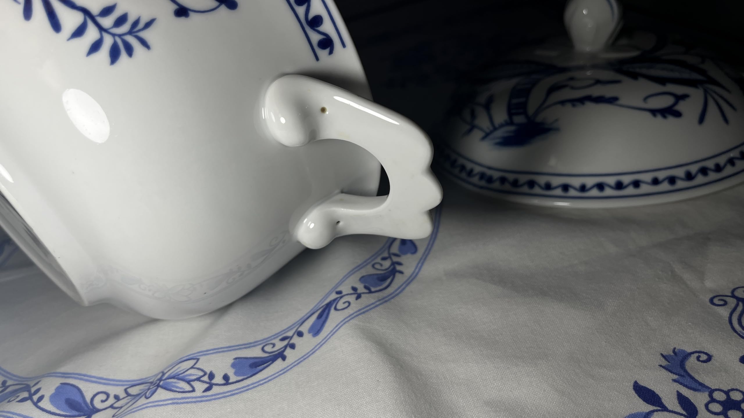 Kahla Terrine en porcelaine avec couvercle Motif oignon 18 cm x 9,5 cm Passe au lave-vaisselle