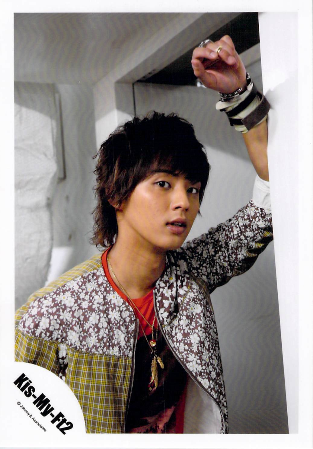 Amazon.co.jp: Kis-My-FT2・【公式写真】・・ 藤ヶ谷太輔