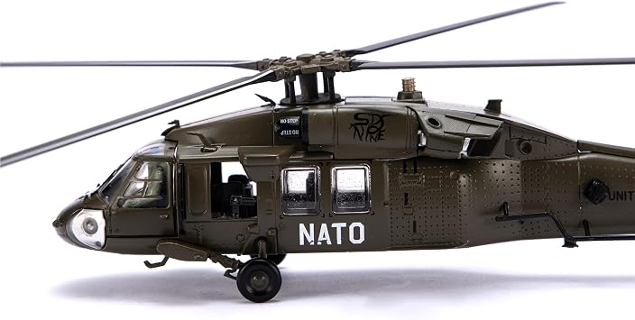 NUOTIE 1/72 U.S. Navy UH-60 Black Hawk General Attack Helicopter Model
