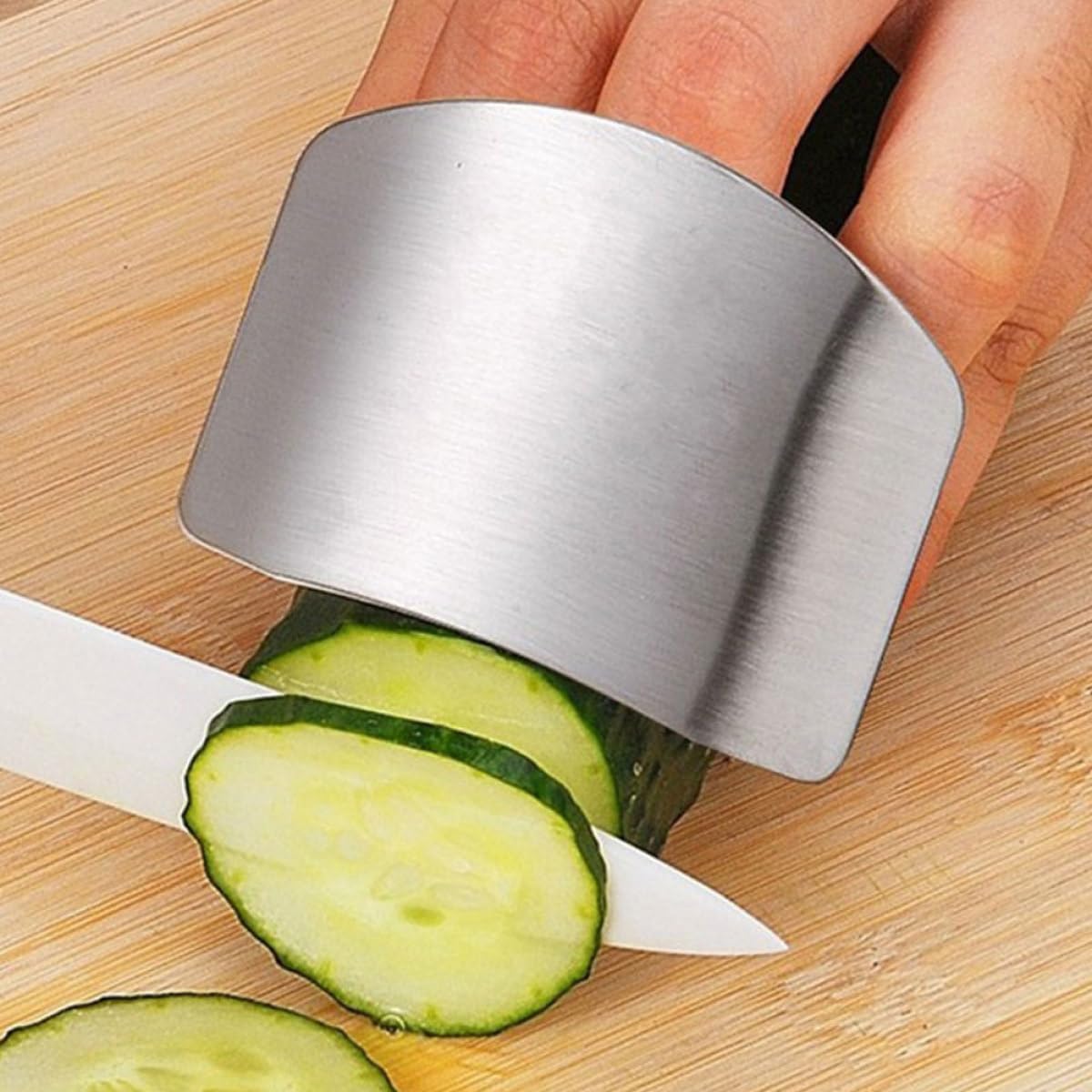 Kisangel 4pcs Stainless Steel Finger Protector Guards for Cutting Vegetables Kitchen Hand Safety Small Finger Guards for Food Preparation