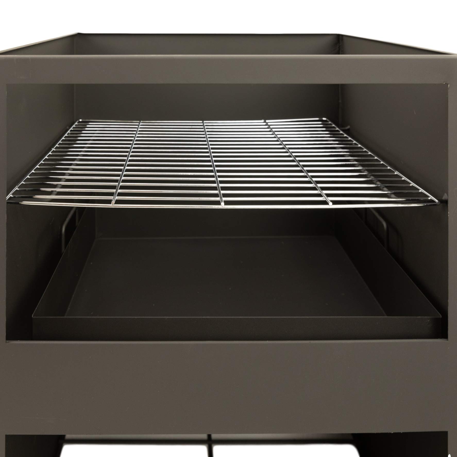 MaxxGarden Helios Garten Kamin - Terrassenkamin - Outdoor Gartenkamin - Terrassenofen - Mit Holz Ablageort - Mit Schornstein - zum Entspannen - 118 x 45 cm - Schwarz