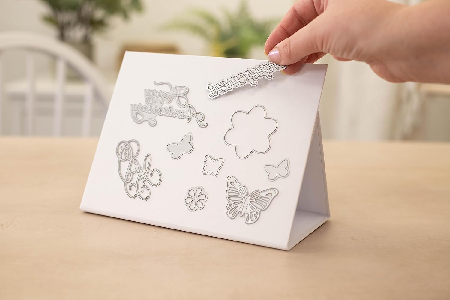 Crafter's Companion 8.25” x 6.25” Magnetic Metal Die Storage Stand, 8.25" x 6.25", White