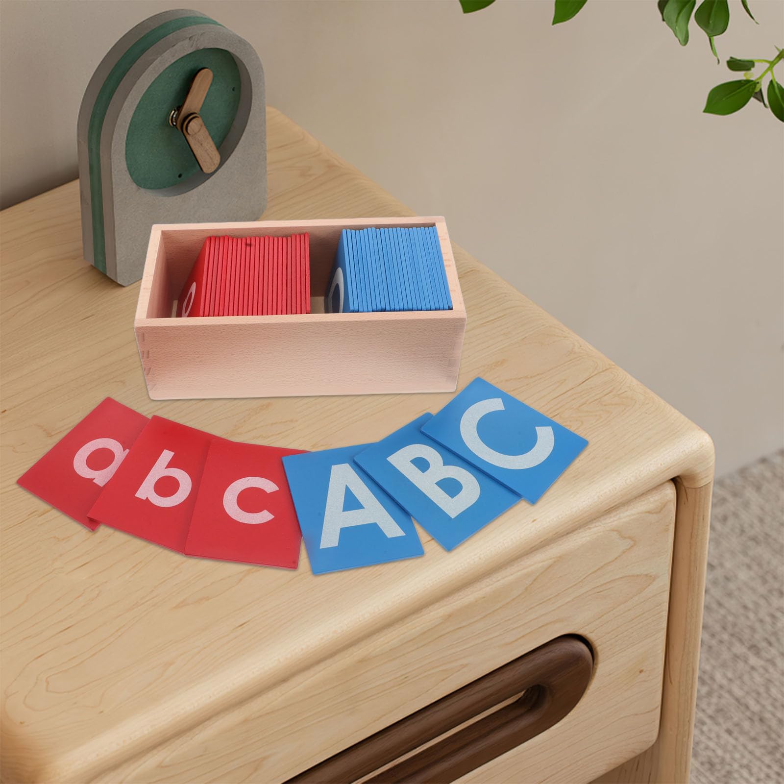 Cabilock Set Montessori di Lettere in Legno con Alfabeto di Carta Vetrata Rosso e Blu per Ragazzo Ragazza, Strumento Educativo Versatile per Asilo e Educazione Domestica