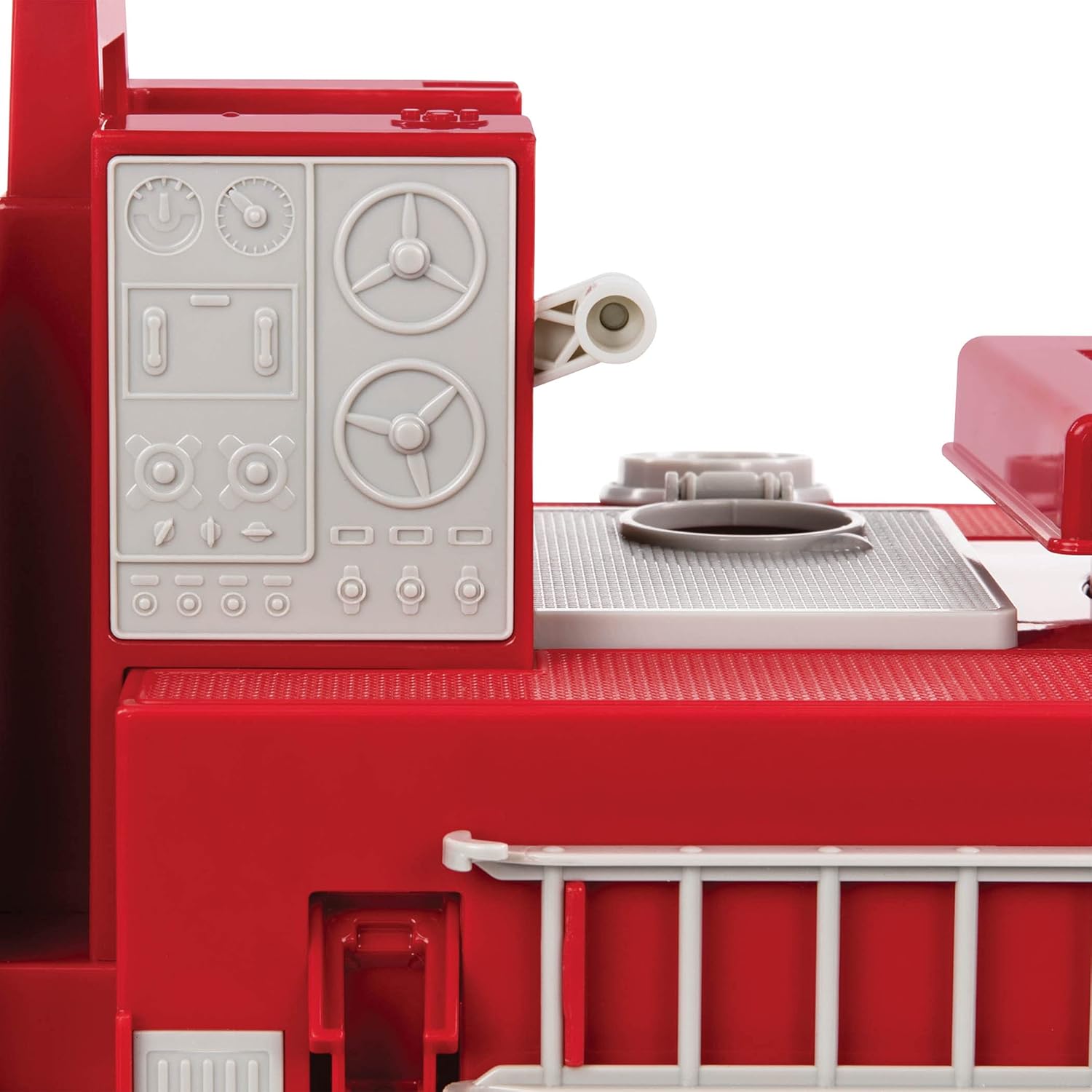 belakang view of the fire truck with the ladder extended and angled upwards.