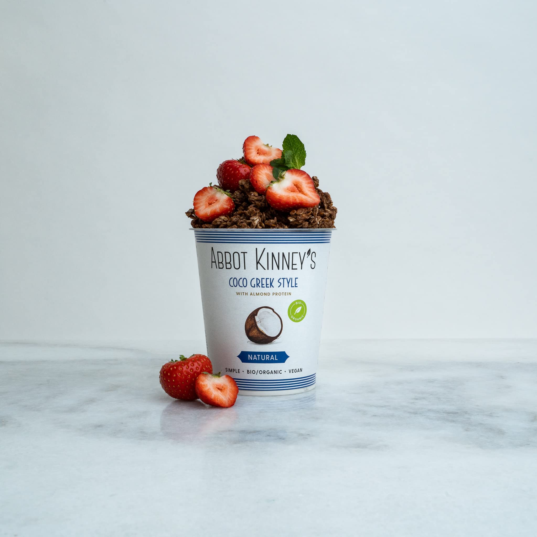 Abbot Kinney's - Yogur Vegetal de Coco Estilo Griego - Tarrina de 350 ml - Alto Contenido en Fibra - Yogur Ecológico Sin Gluten - Ideal Para Desayunos, Postres, Salsas y Dipear