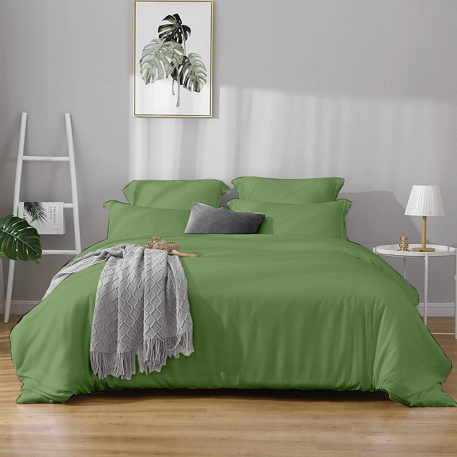 Luxuriate Hotel 400 Thread Count Ultra Soft Design 100% Egyptian Cotton Ruffle Duvet Cover with Zipper Closure & 2 Piece Pillow Case Set - Full 80 X 90, White Ruffle