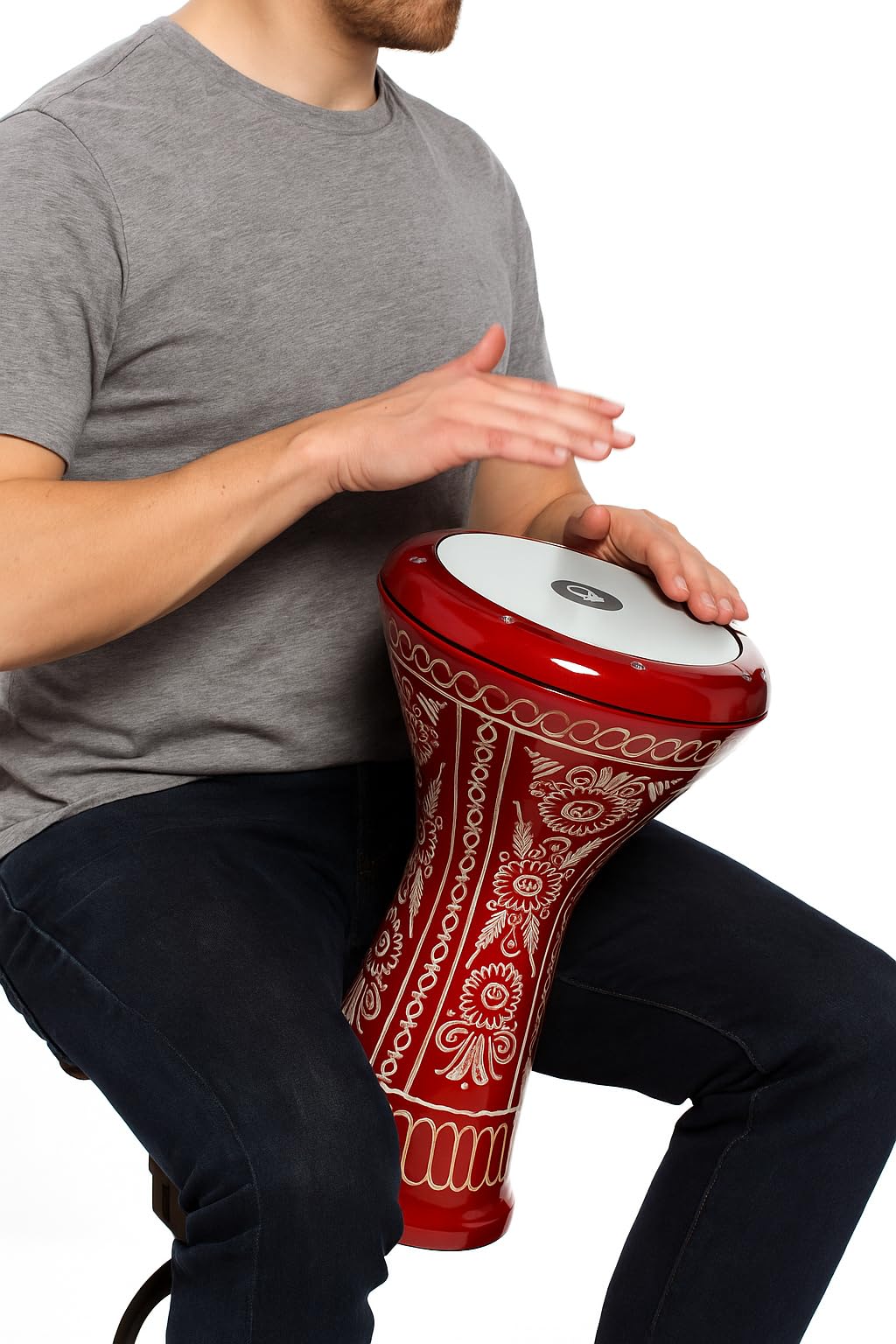 Darbuka Doumbek turco de aluminio fundido, rojo con patrón decorativo, cabeza de 8.5 pulgadas, lengüetas de afinación, cabeza extraíble, funda de transporte y llave de ajuste incluida