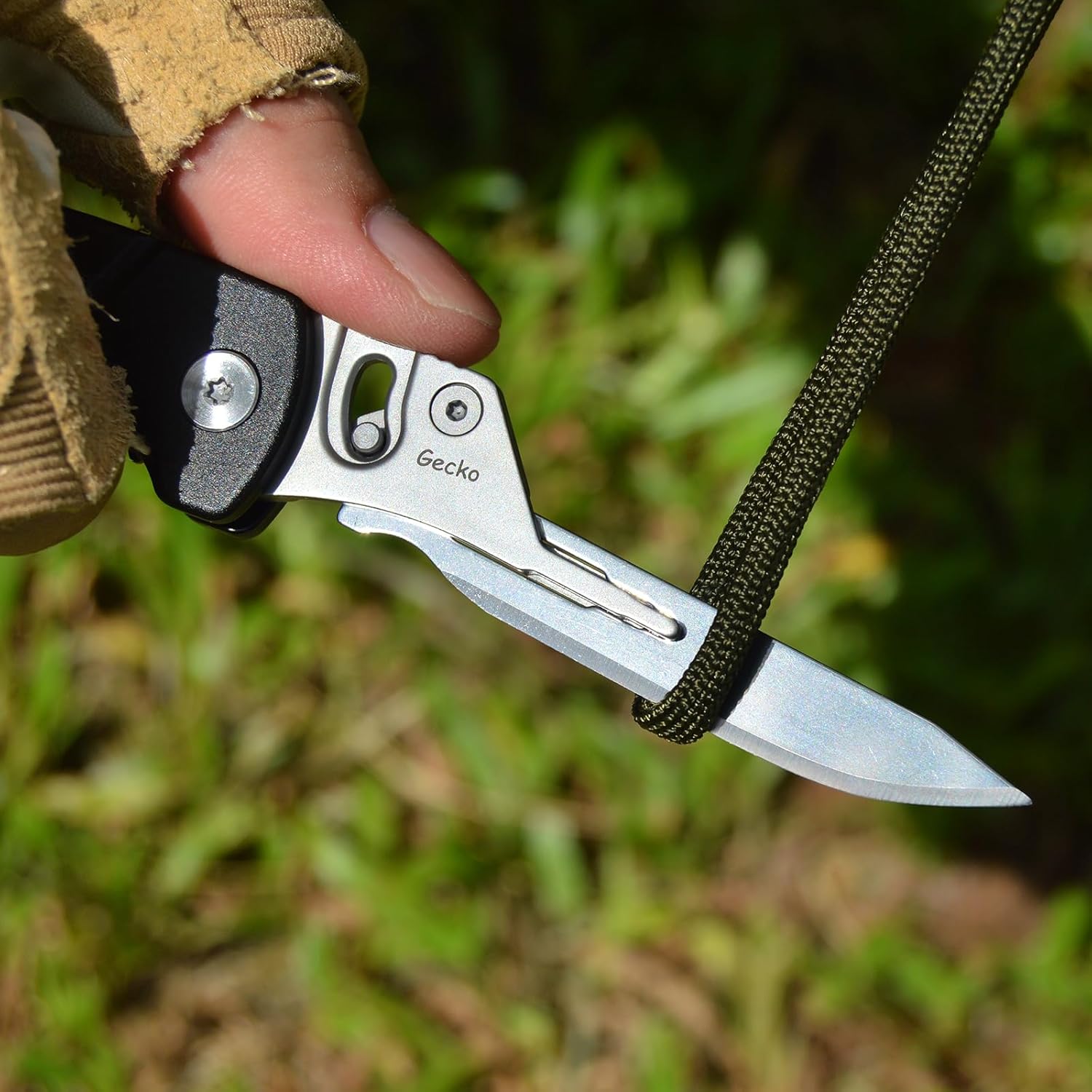 TONIFE Gecko EDC Folding Knife, 2.4" Replaceable Blade Pocket Knife with 5 Blades, Quick-Change Design, Lightweight Aluminum Handle, Pocket Clip and Nylon Sheath (black)