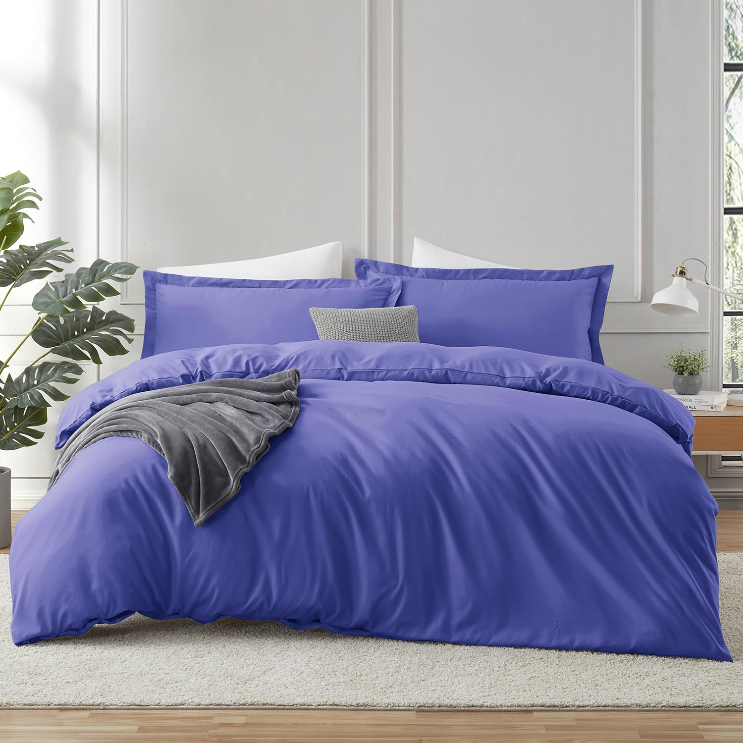 Hearth &amp; Harbor Royal Blue Duvet Cover with Fitted Sheet King Size
