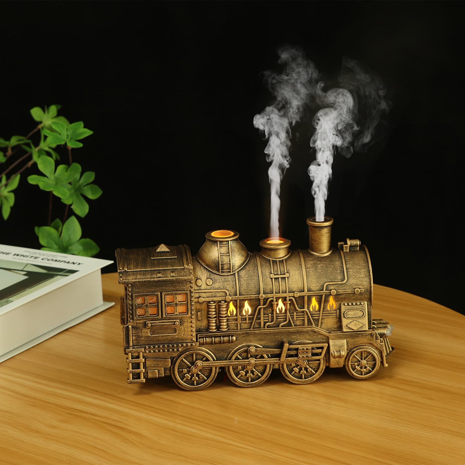 Diffuseur d'arômes Train rétro avec 2 huiles 300ml (Doré)