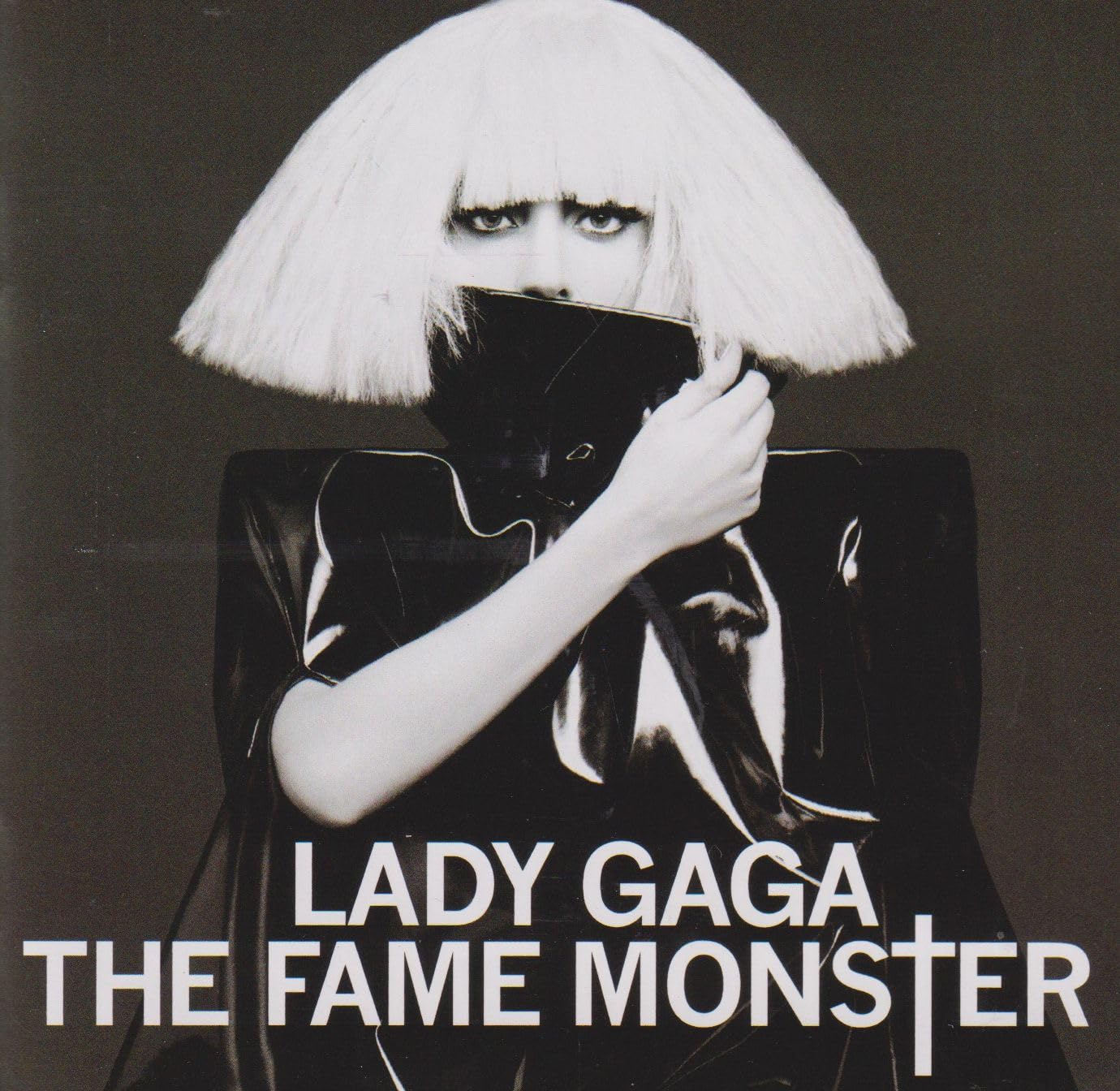 LADY GAGA-The fame monster