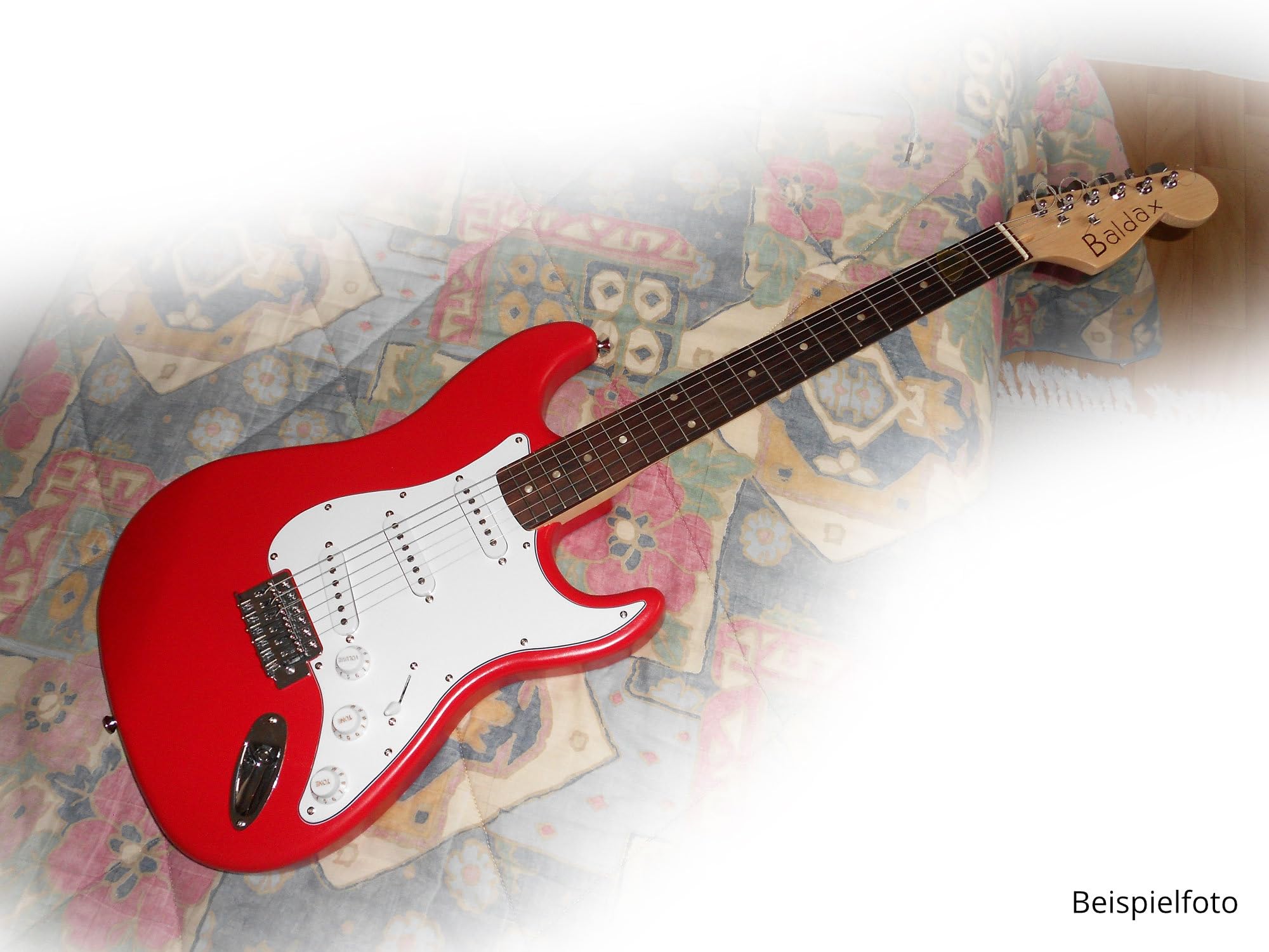 Rocktile E-Gitarren Bausatz ST-Style - DIY Elektrische Gitarre Bausatz inkl. Hardware - Paulownia-Korpus, Ahorn-Hals, Palisander-Griffbrett - 3 Single Coil Pickups - Vintage Tremolo - Natur