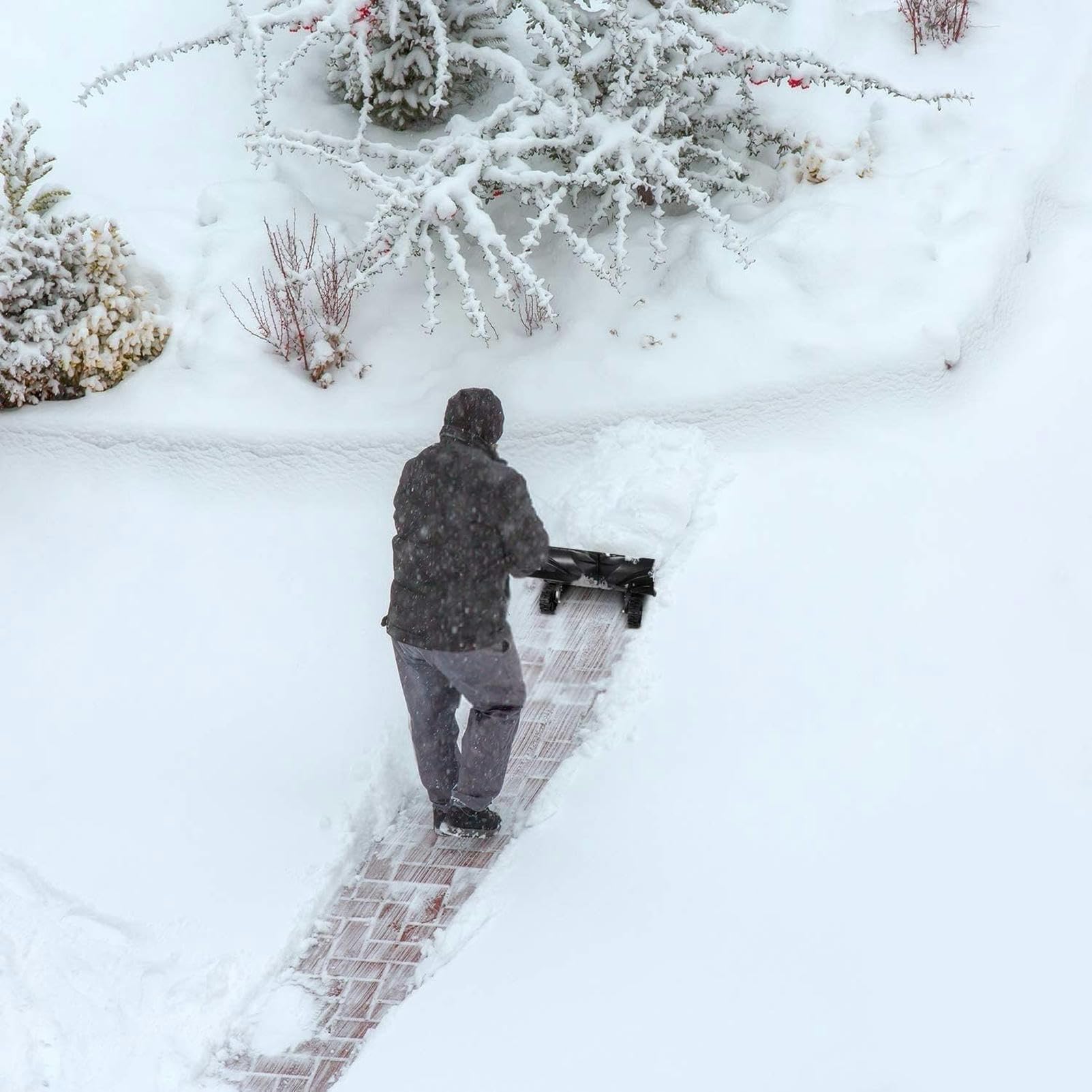 Schneeschaufel mit Rädern, robuster, rollender, verstellbarer Schneeschieber mit 6-Zoll-Polypropylenrädern und verstellbarem Aluminiumgriff, effizienter Schneepflug zum Räumen von Einfahrten oder Ge