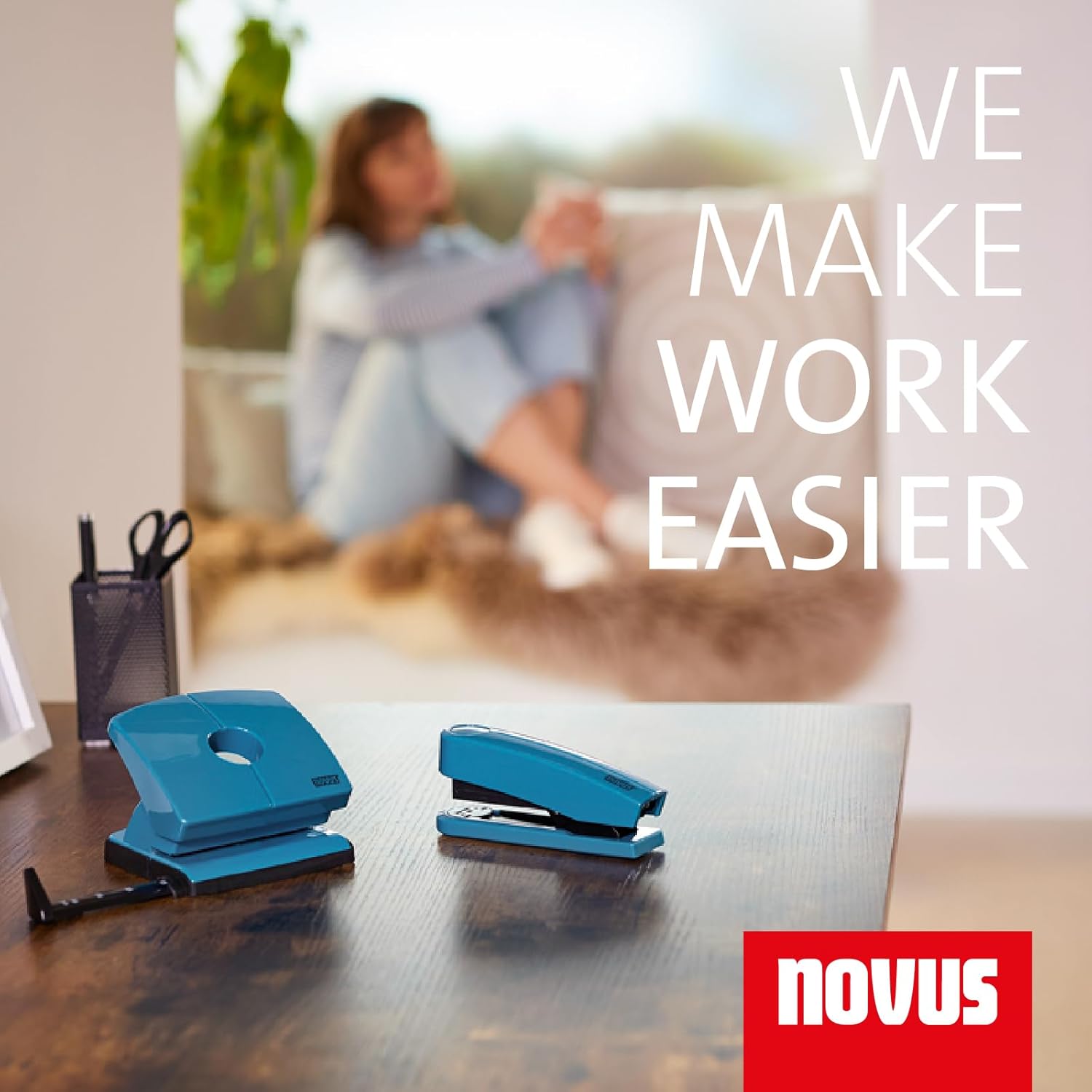 NOVUS B2 Color ID 2.0 Stapler (25 Sheets Stapling Capacity, Top Loading Mechanism, Metal Device with Plastic Sheath, Includes 200 Staples) Bright Petrol