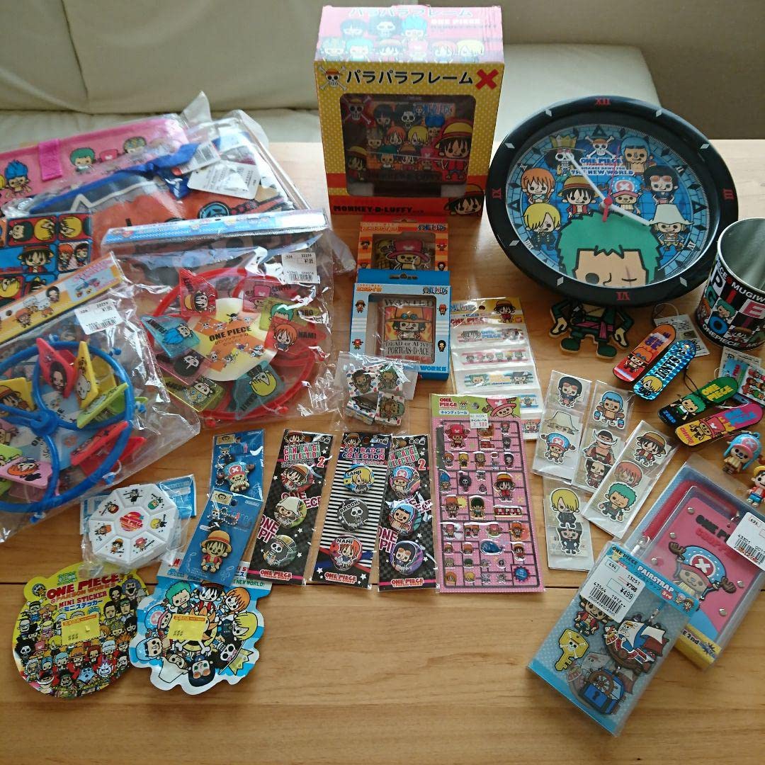 Amazon.co.jp: ONE PIECE ワンピース×パンソンワークス グッズ大量 