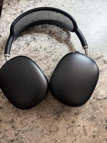 Review Image by AW