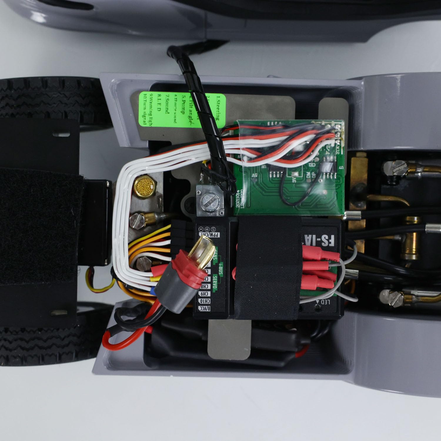 Amazon.co.jp: LESU wheelfun 1:14 RC 油圧フォークリフト メタル RTR