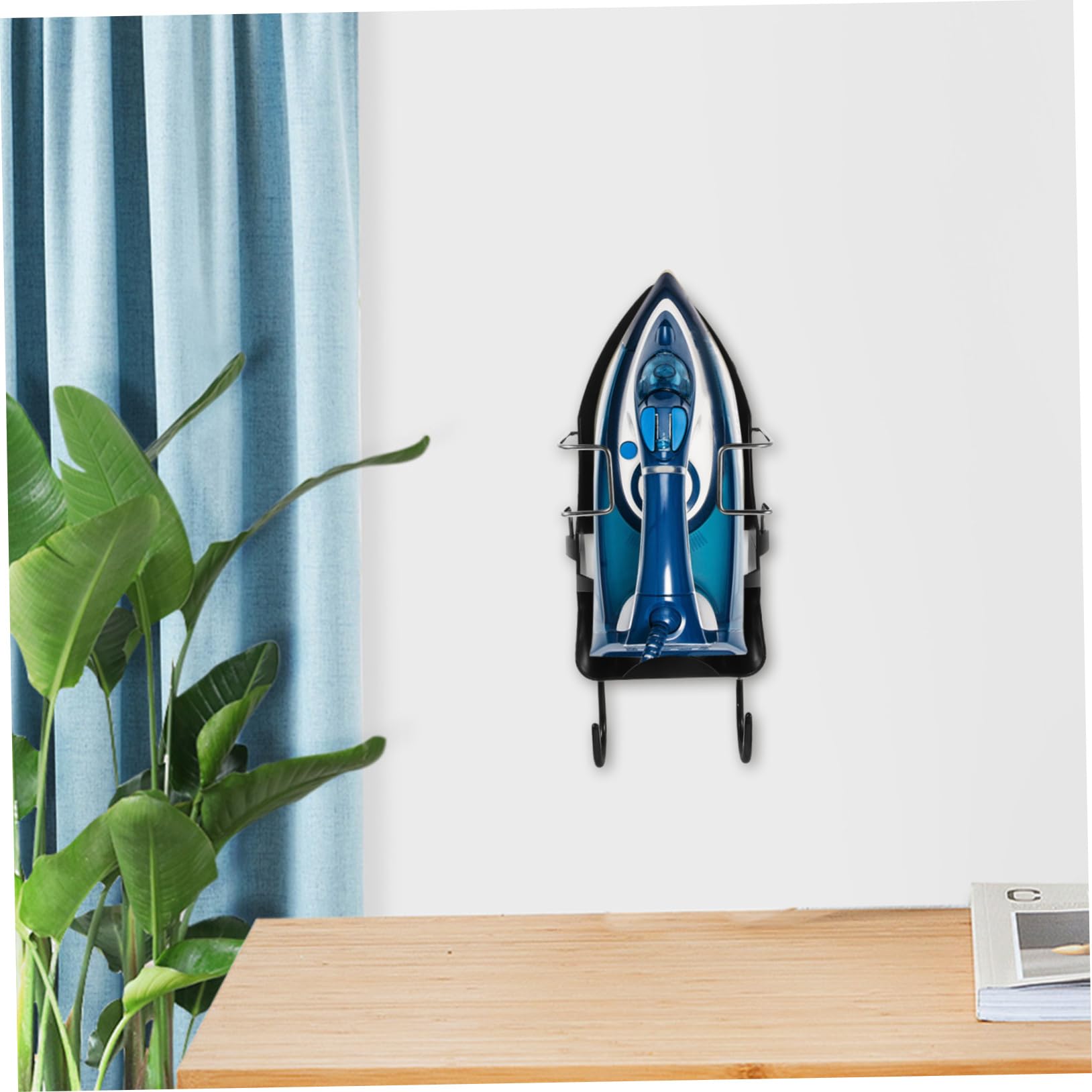 SHINEOFI Hängendes Bügelbrett mit Halterung für Bügeleisen Tür oder Wandmontage aus Platzsparendes Design mit Haken Einfach zu Montieren