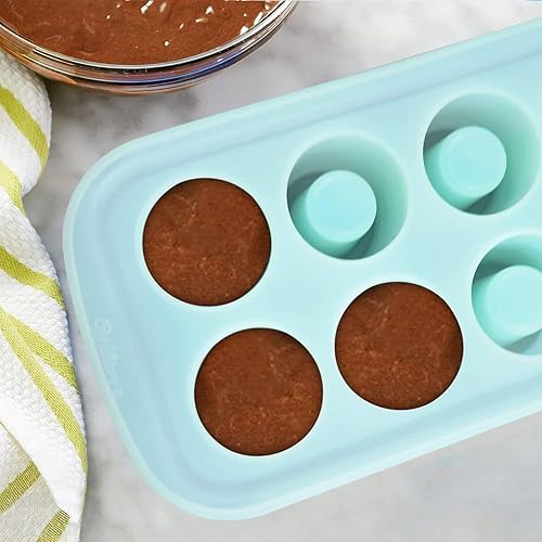 Miniatura 7 de Wilton - Molde de silicona para vasos de chupito  Moldes de caramelo verde  Puede crear deliciosos chupitos comestibles  Moldes de silicona de 8