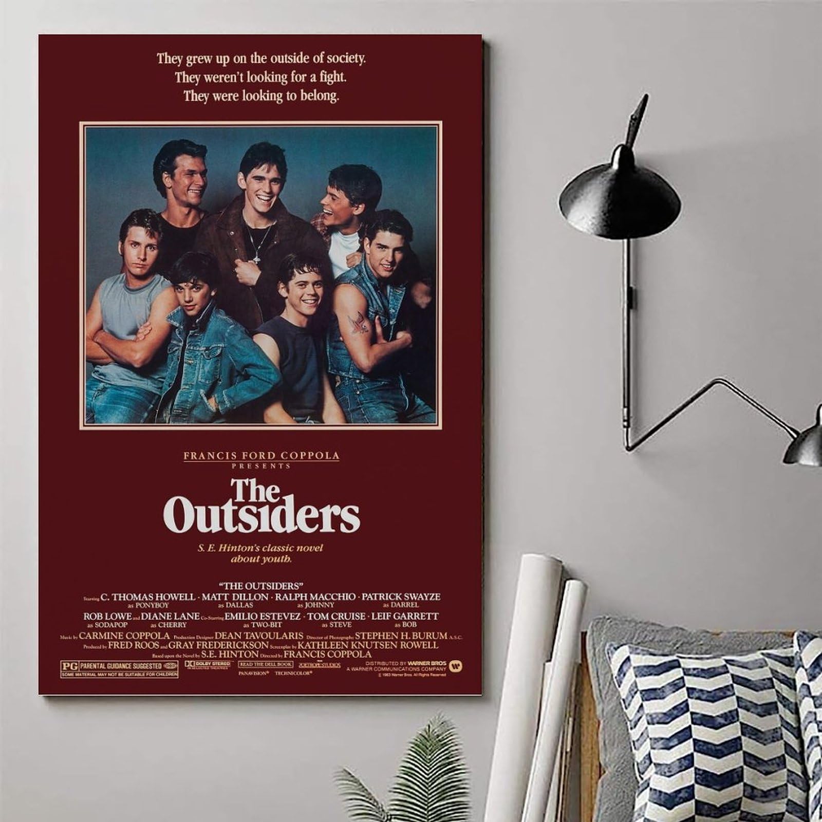 「THEOUTSIDERS」ポスター Amazon.com: The Outsiders Movie Poster Vintage Posters