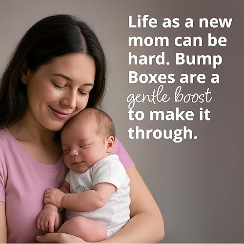 Miniatura 3 de Conjunto de regalo para el 3er trimestre y posparto de Bump Boxes para nuevas mamás con disco de hitos, mameluco, bolsas de viaje, taza de cerámica