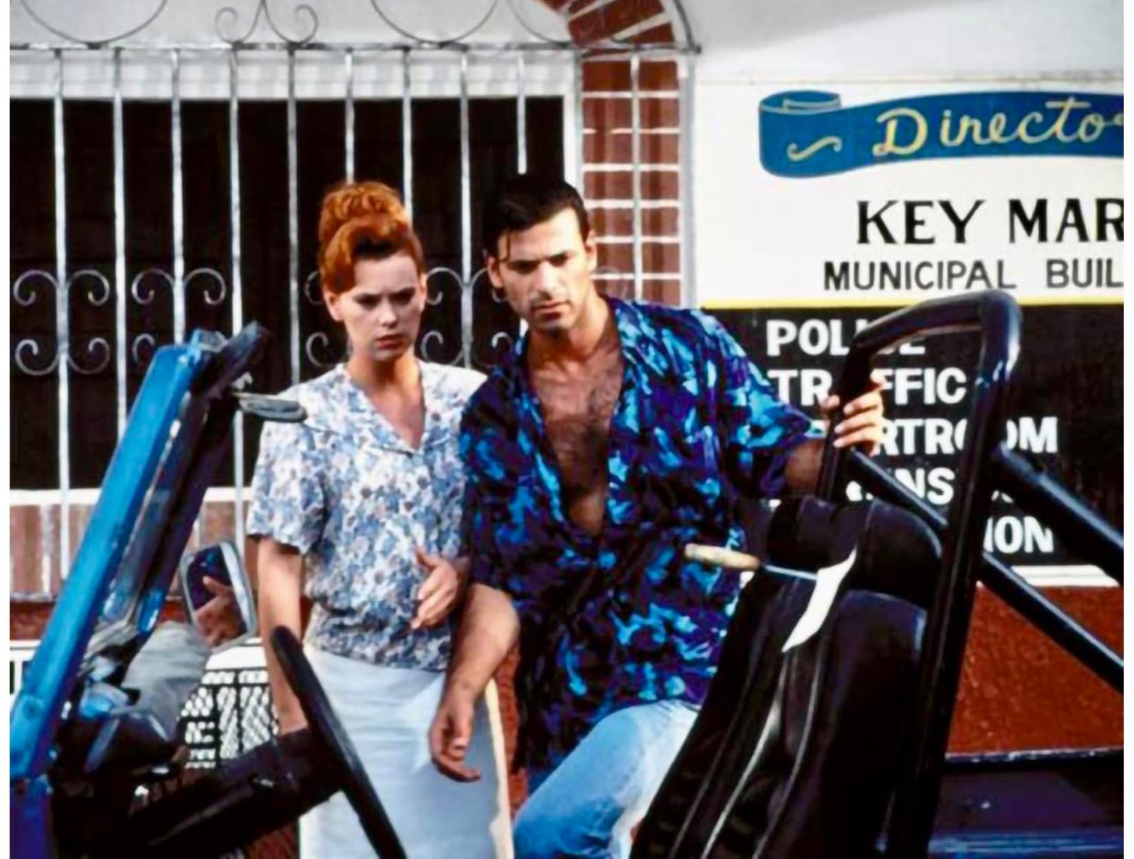 Tropical Heat – Gesamtedition (Alle 3 Staffeln & Spielfilm) Preisgekrönte Abenteuerserie mit Action, Retro und Urlaubs-Feeling (Pidax Serien-Klassiker) [12 DVDs]
