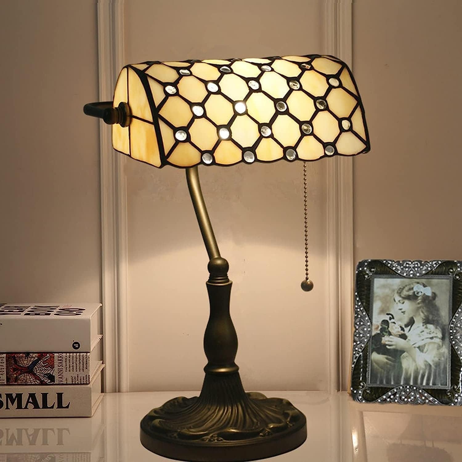 Bankiers Tischlampe, farbige Glaslampe, Kristallperlenschreibtischlampe, Schlafzimmer in der Nacht Leselampe (beige gelbe Glasperlenschatten) Innovate