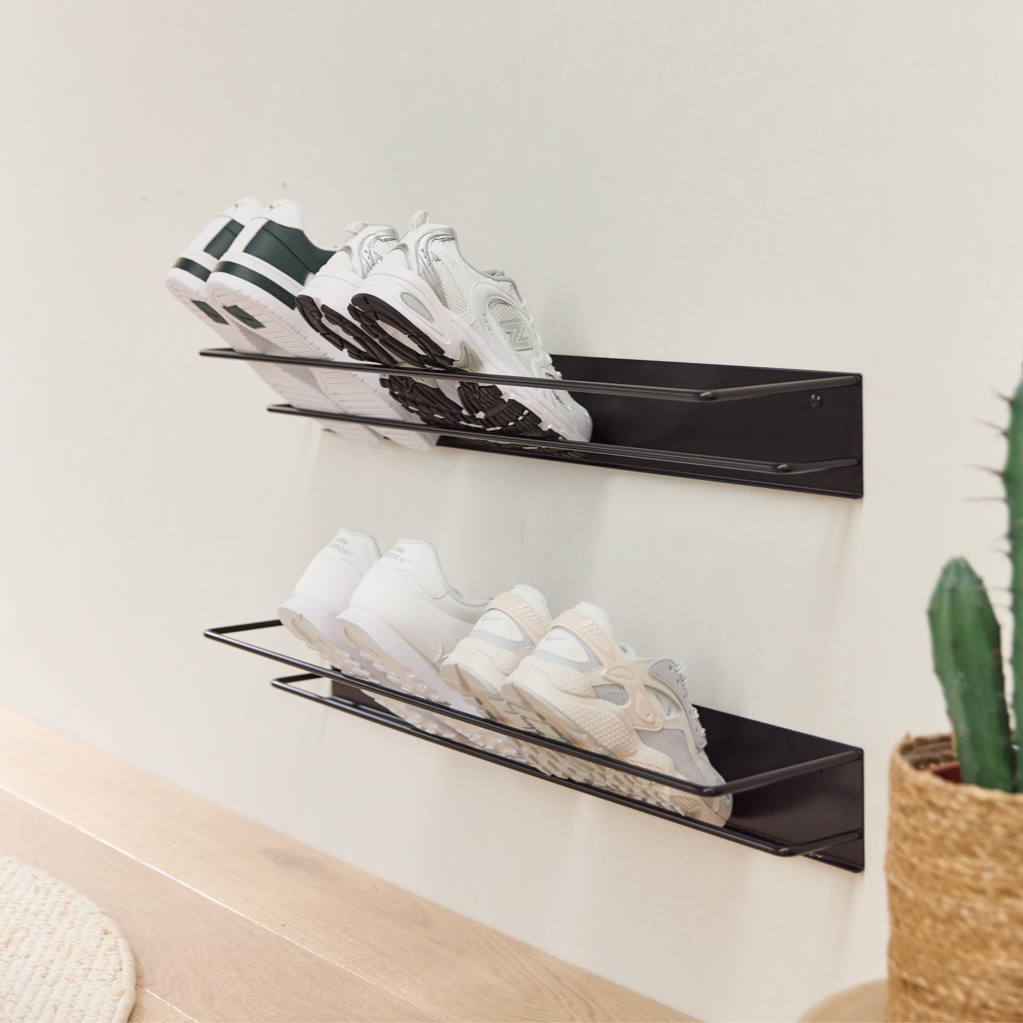 Elegantes Schuhregal Metall (Graphitschwarz 2er Set, 80cm) „INN“ – Moderne Schuhaufbewahrung Schuhablage im eleganten Look – hochwertiger Schuhorganizer stabil und robust – in Österreich produziert