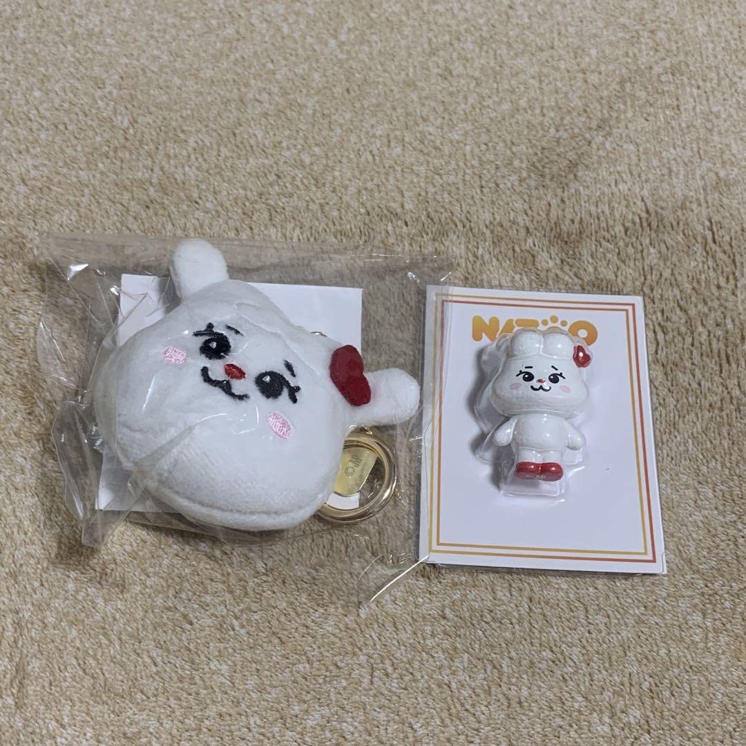 NIZOOマスコットキーホルダー NIZOO – JYP JAPAN ONLINE STORE