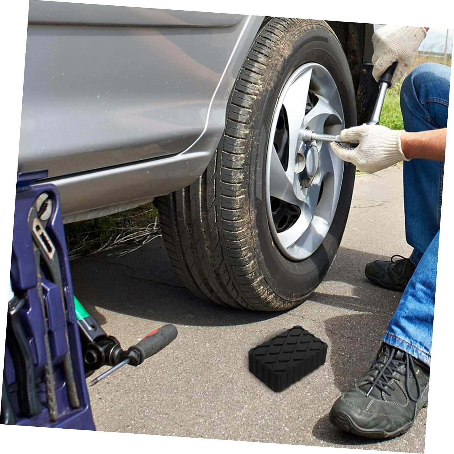 Unomor Rv Stabilizer Jack Pad Rubber Lift Block for Floor Jack Shock Absorbing Tool for Rvs and Campers Compatibility and Versatile Support
