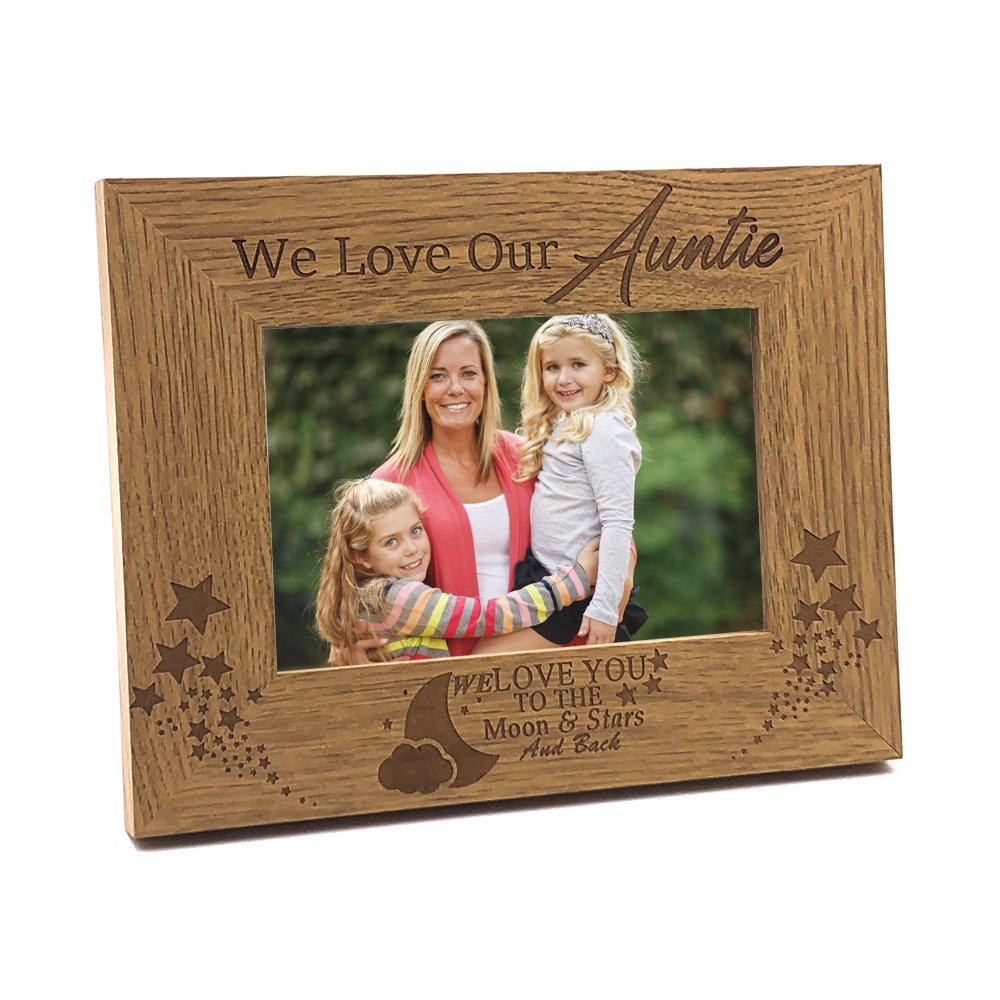 We Love Our Auntie To The Moon and Back Wooden Photo Frame Gift (5 x 7 Inch)