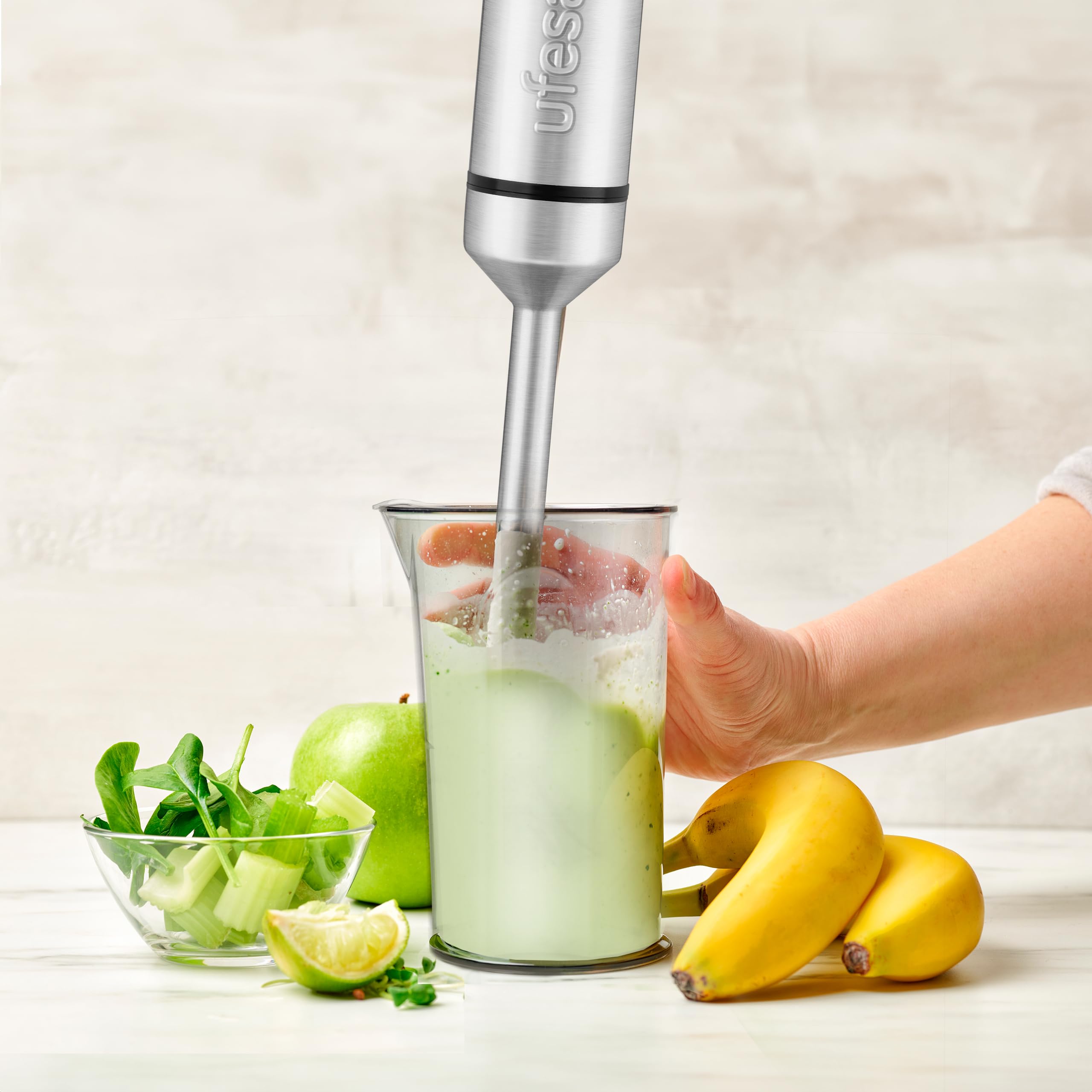 Ufesa Galaxy Mixeur Plongeant, Puissance 1500 W, Contrôle de Vitesse Variable + TURBO, 4 Lames en Acier Inoxydable, Design Ergonomique et Anti-éclaboussures, Verre Doseur, Sans BPA
