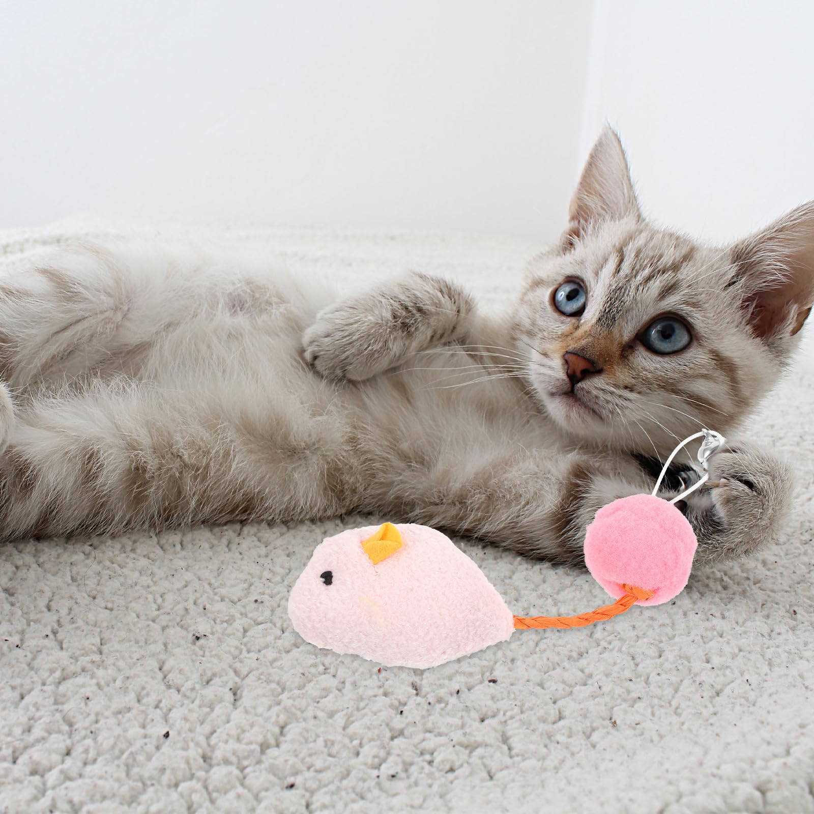 Mobestech Lot de 6 Souris en Peluche avec Clochettes pour Chaton et Chat, Jouets Résistants aux Morsures Vie Quotidienne, Couleurs Variées et Forme de Souris