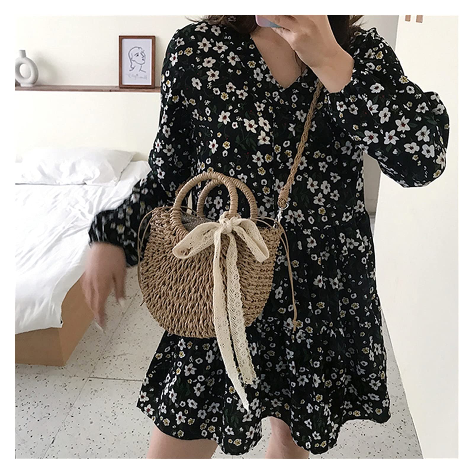 Bolso De Paja Hecho A Mano Con Cordón De Encaje En Forma De Media Luna