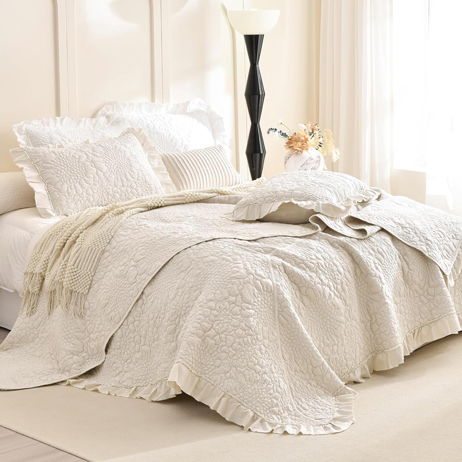 Masaca Oversized King Quilt(118"x106"),3 Pieces Wheat Ruffled California King Bedspread Lightweight Crinkled Farmhouse Shabby Boho Chic Reversible Stone-Washed Microfiber Bedding Set Extra Soft