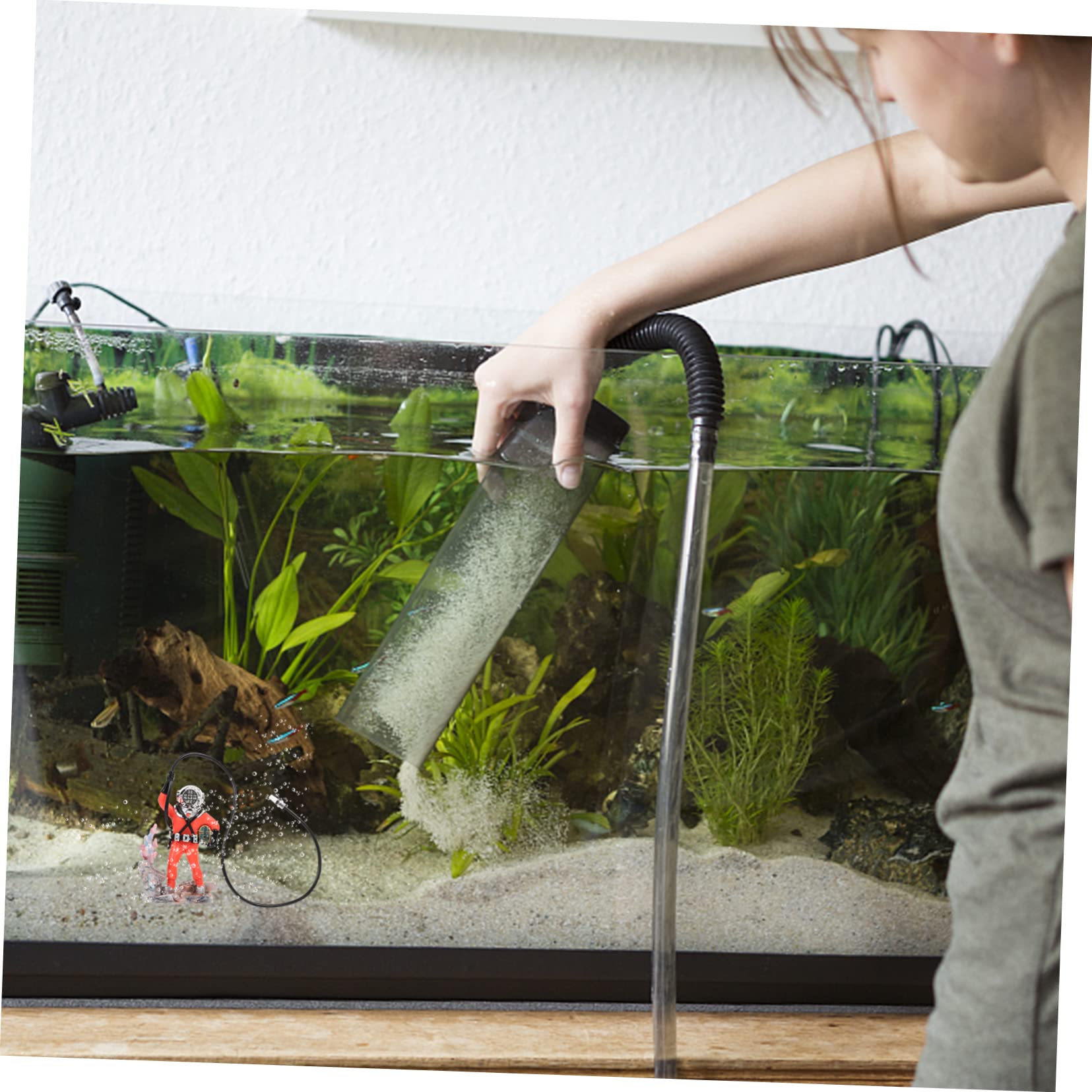 Toddmomy 3piezas Adorno De Acuario Buzo Flotante y Cofre del Decoración De Pecera para Acuarios De Agua Dulce y Salada Accesorio De Pintado Mano Resistente y Duradero