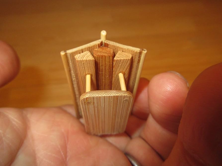 Amazon｜【逢絢亭】茶道具 香合 屋形船香合 屋久杉材 谷村弥三郎 共