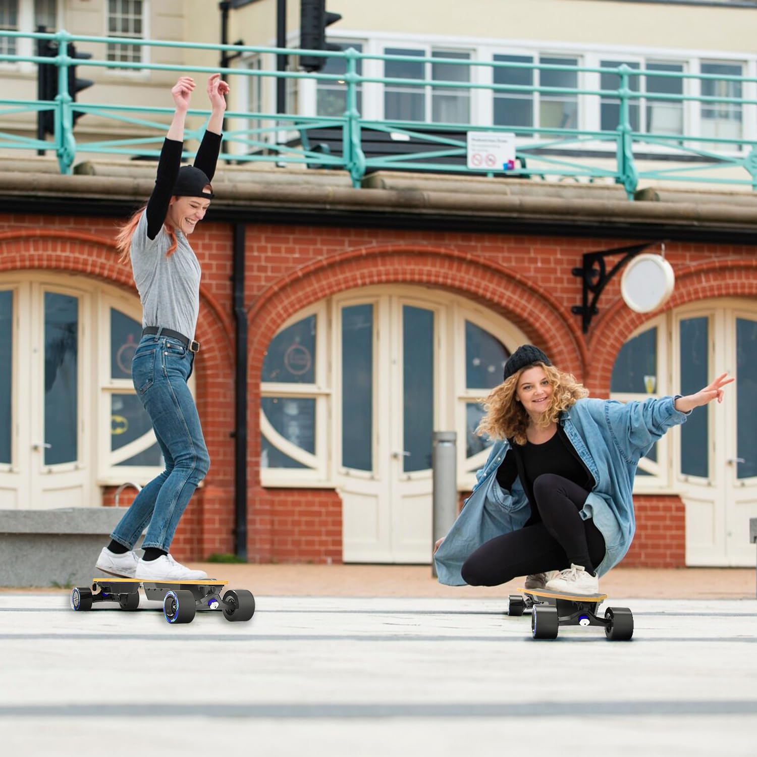 Skateboard électrique A1 avec télécommande, portée jusqu'à 24 kilomètres, érable canadien 8 plis, rupture lisse, convient pour les jeunes débutants
