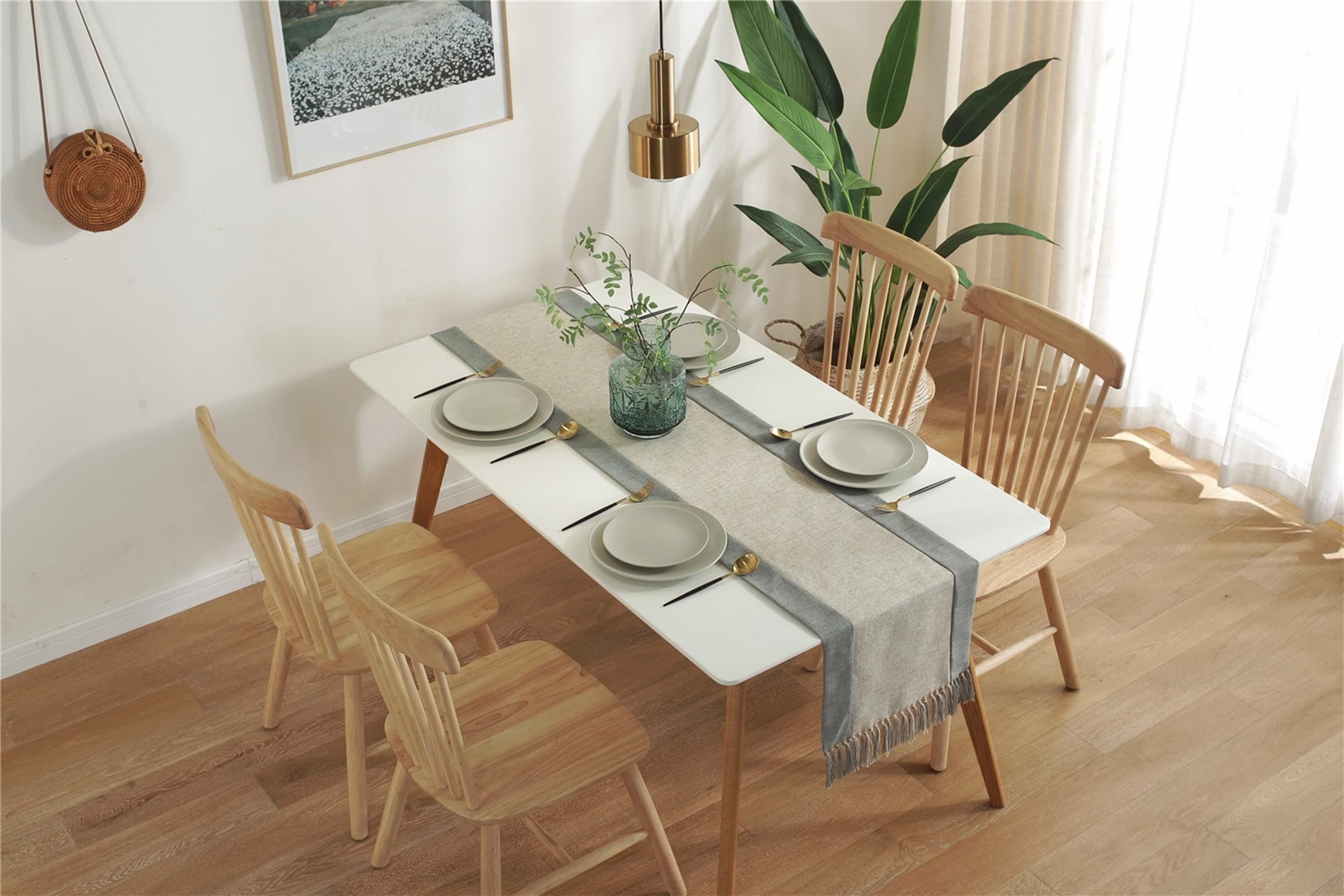 AmDxD Chemin de table de printemps, épissure avec pompon, taille : 38 x 240 cm, chemin de table en lin, fait à la main, facile d'entretien et anti-taches, pour mariage, décoration moderne, beige