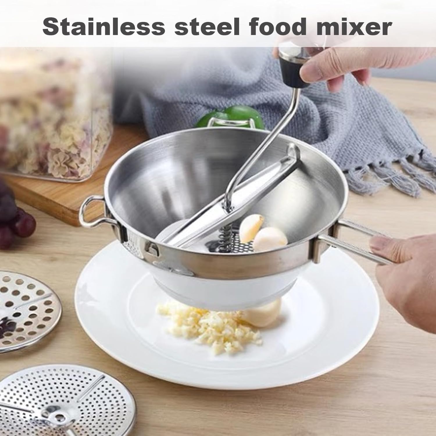 Food Mill Stainless Steel Mill with 3 Grinding Discs Rotary Manual Washable Kitchen Restaurant Mills for Tomato Sauce Mashed Potato Jam 4Pcs/Set 19cm/7.48inch
